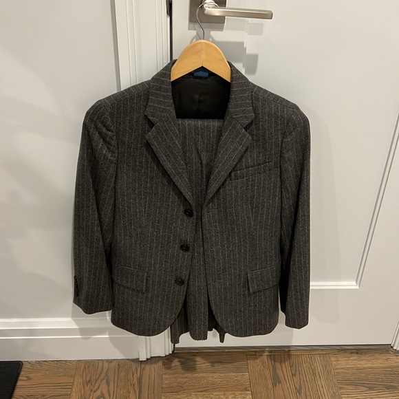 Boy’s Polo by Ralph Lauren suit, size 10 & 12 - Picture 6 of 6